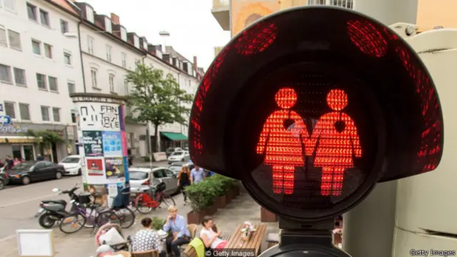 एसेक्सुअल