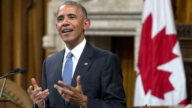 اوباما نے لکھا کہ گذشتہ 9 صدور نے کل ملا کر جتنے لوگوں کی سزا معاف کیا ہے انھوں نے اس سے زیادہ لوگوں کو جینے کا دوسرا موقع دیا ہے