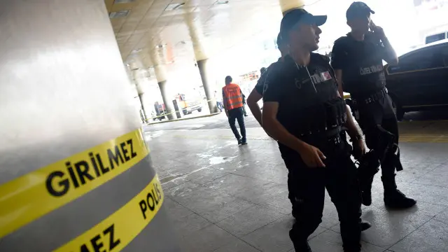 Situasi keamanan di Turki, termasuk di Bandara Ataturk, Istanbul, berangsur-angsur pulih.