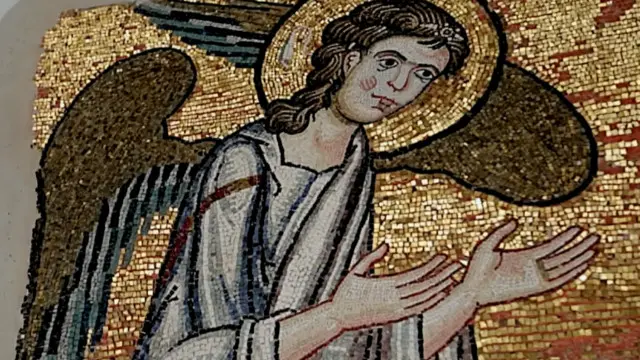 برنارد لوئیس دلیل عقب‌ماندگی نسبی جهان اسلام نسبت به دنیای مسیحی را در این می‌بیند که مسیحیت دارای قابلیت پذیرش یک نظام سکولار است، اما اسلام از چنین قابلیتی محروم است. از نظر او سکولاریسم غربی که دلیل اصلی پیشرفت آن است، به طور مطلق از سوی دنیای اسلام نفی شد و این سبب عقب‌ماندگی این بخش از جهان است.