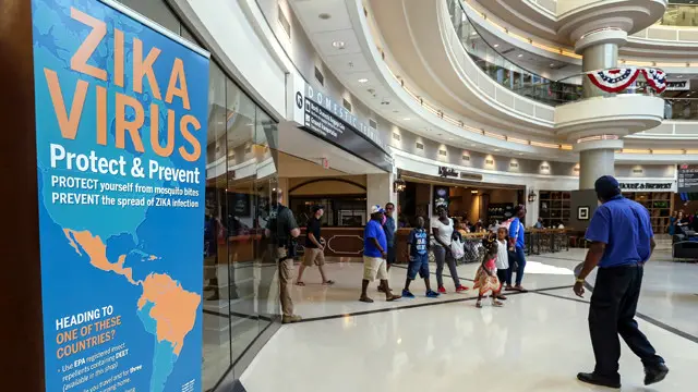 لافتة في مطار اتلنتا تحذر من مخاطر فيروس زيكا