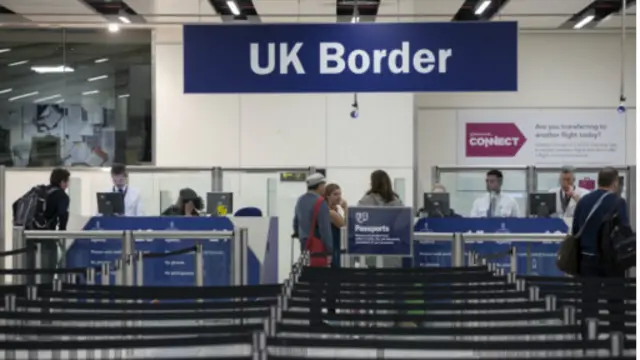 英國內政部說，在擔保方失去擔保資格的那一天起，學生在英國合法居留的時間只有60天