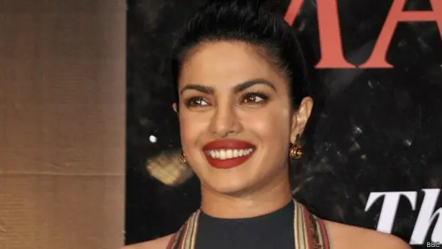 پرینکا چوپڑہ کو حال ہی میں بہترین معاون داکارہ کے انعام سے نوازا گيا ہے