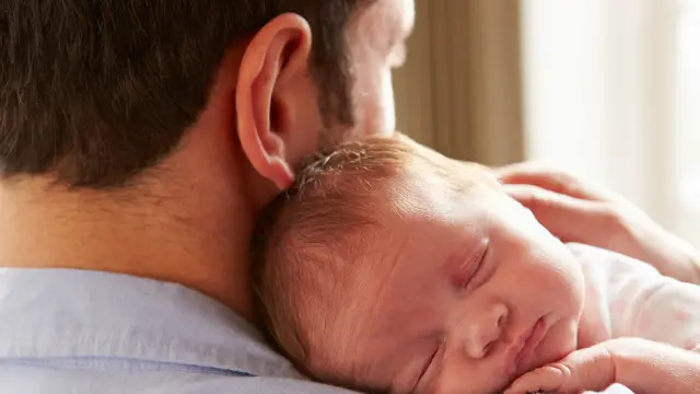 पैटरनिटी लीव