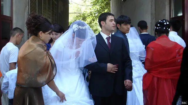 ممنوعیت ازدواجهای فامیلی در تاجیکستان بحث های داغی را در تاجیکستان به همراه داشت