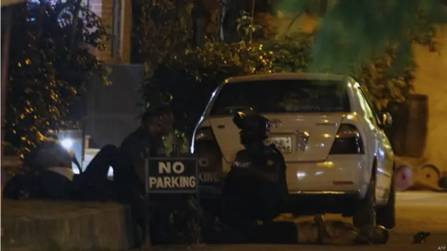 برطانوی خبر رساں ایجنسی نے اٹلی کی وزارتِ خارجہ کے ذرائع کے حوالے سے بتایا ہے کہ ان کے خیال میں اٹلی کے شہری بھی یرغمال بنائے گئے افراد میں شامل ہیں۔
