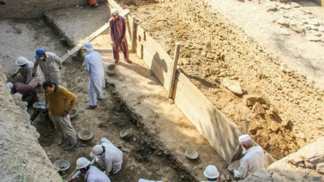 سوات مختلف آثار قدیمہ، گندھارا تہذیب اور مختلف مذاہب کے حوالے سے ہزاروں سال قدیم تاریخ اور آثار رکھتا ہے