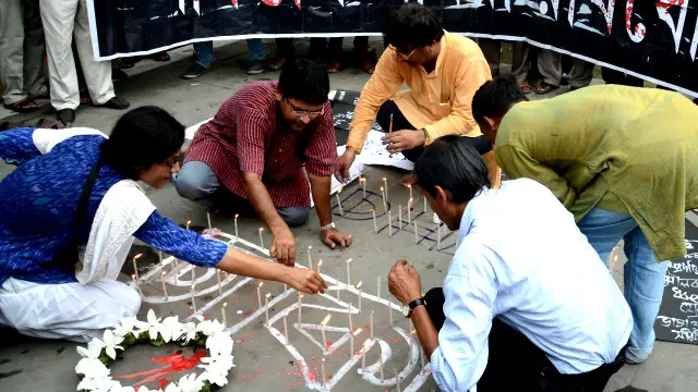 ढाका के कैफे में हुए हमले में 28 लोग मारे गए, जिनमें ज़्यादातर विदेशी थे.