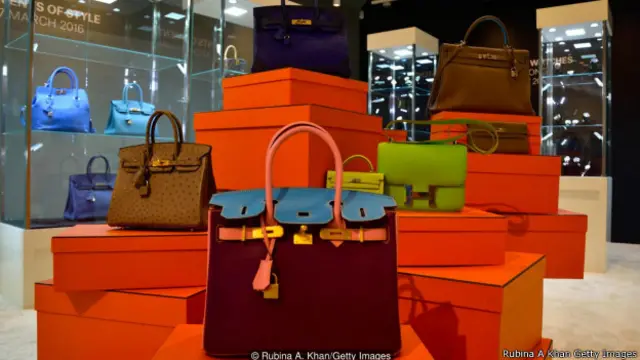 अबाया के पीछे फैशन