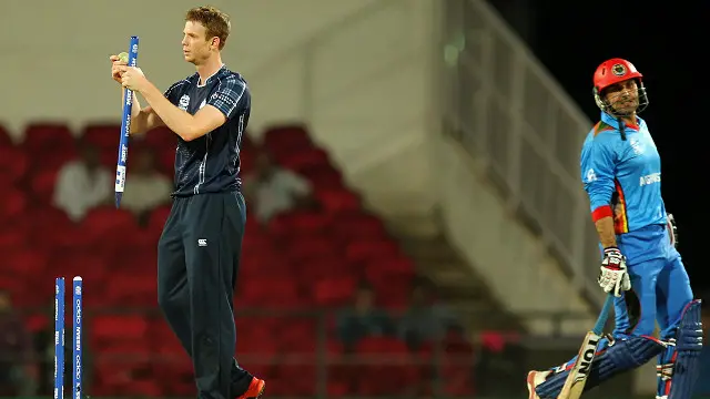 سکاټلنډ بیا په ورو یا سپېن بالرانو نن سبا ډېره تکیه نه کوي. هغوی به تر ډېره په لوبه کې خپلو تېزو بالران لوبوي.