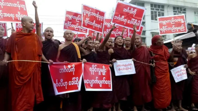 ရခိုင်ပြည်နယ်တွင်း နေထိုင်နေသူတွေအပေါ် အခေါ်အဝေါ် အသုံးအစွဲတွေနဲ့ ပတ်သက်လို့ အငြင်းပွားမှုတွေ ထွက်ပေါ်နေ