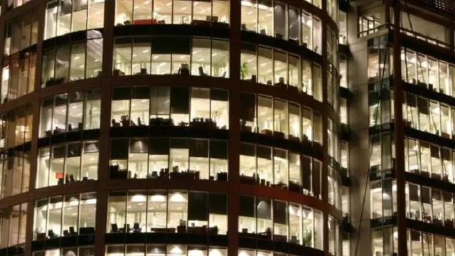 يعتقد محللون إن شركات أخرى ستقدم على نفس الخطوة في المستقبل