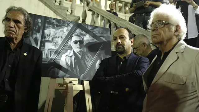 از راست: لوریس چکناواریان، آهنگساز، اصغر فرهادی، کارگردان و رضا ناجی، بازیگر