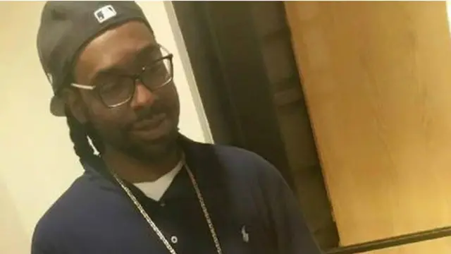 Philando Castile, 32 tuổi, làm nhân viên quản lý quán cà phê tại một trường học