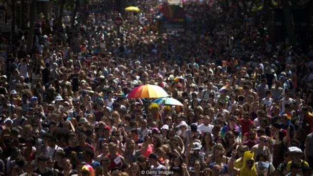 很长时间以来，LGBT社群一直对无性恋者关闭大门，但是他们的态度也在逐渐发生变化。 (图片来源: Getty Images)