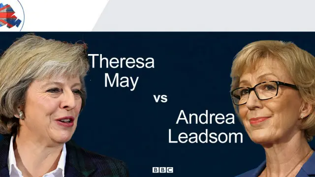 Bà Leadsom (phải) rút lui sau khi gây điều tiếng vì chê bà May là không có con