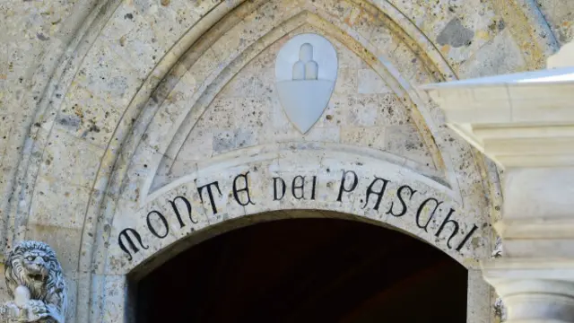 Dünyanın en eski bankası olan Monte dei Paschi Siena'nın hisseleri yılbaşından bu yana yüzde 80'e yakın değer yitirdi.