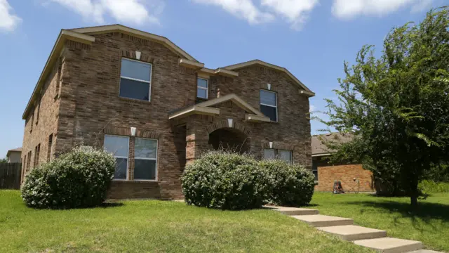 迈卡·约翰逊的住处