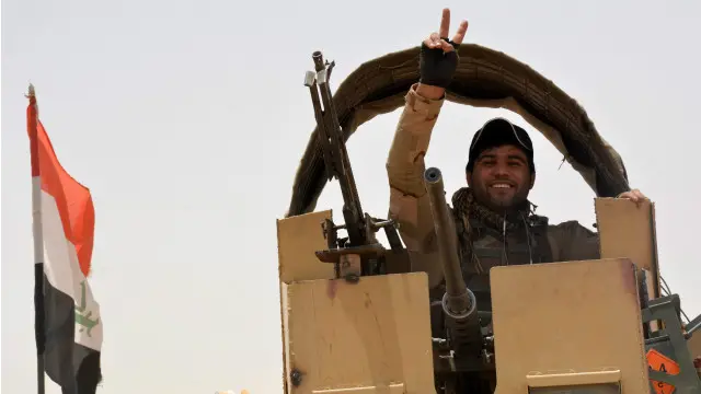 بدأ الجيش العراق التقدم تجاه قاعدة القيارة في مارس/آذار الماضي.