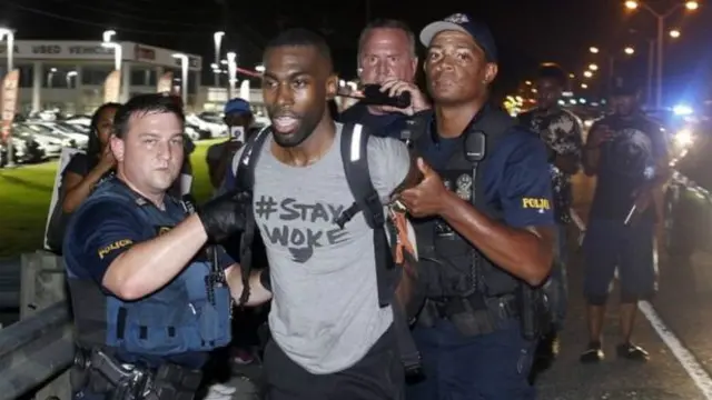 بازداشت دری مکسون یک فعال برجسته جنبش موسوم به "جان سیاهان ارزش دارد"