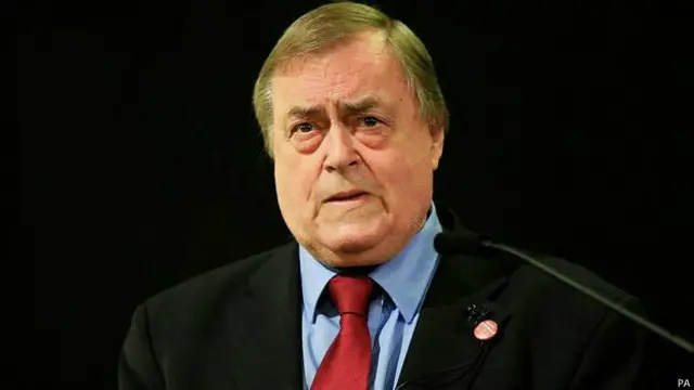 英国前副首相普雷斯科特在报纸撰写文章称伊拉克战争违法。