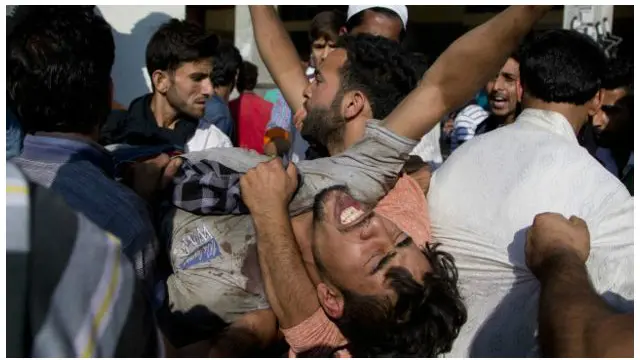 مظاہرین کا شکوہ ہے کہ میڈیا حالات کی صحیح کوریج نہیں کر رہا