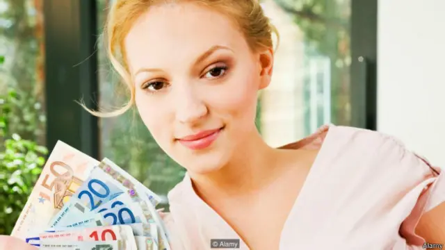 नौकरी के साथ कुछ और काम