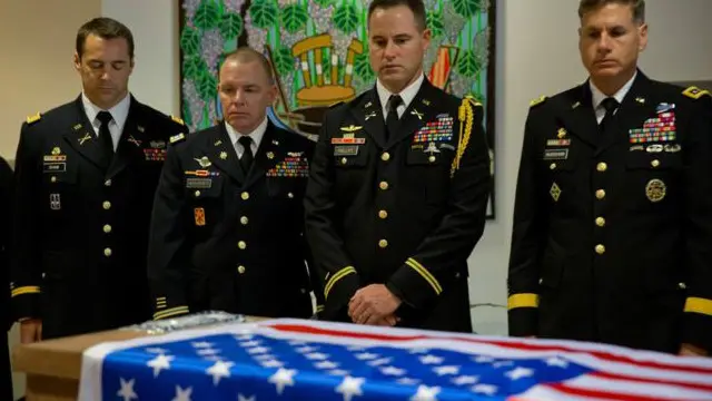 ٹیلر کو مارچ میں اسرائیل کا دورہ کرتے ہوئے چاقو کے وار سے قتل کیا گیا تھا