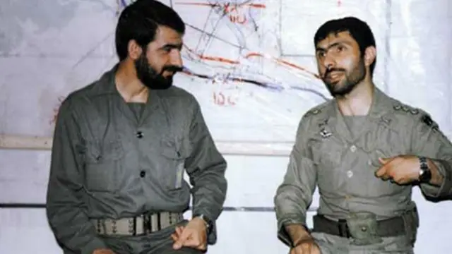 هاشمی رفسنجانی در خاطرات سال ۶۵ خود نوشته است: "آقای صیادشیرازی (راست) به عنوان اعتراض به تعیین آقای محسن رضایی (چپ) به عنوان جانشین من، از فرماندهی نیروی زمینی استعفا داده است."