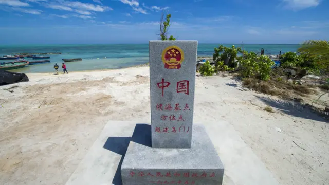 南海西沙趙述島(樹島)上的中國界碑(中新社資料圖片)