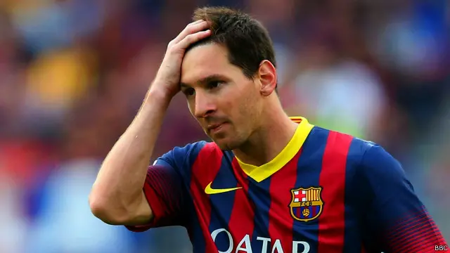 میسی نے انٹرنیشنل فٹبال سے بلآخر ہار مان کر ریٹائرمنٹ لے لی ، اور رونالڈو نے ہار نہیں ماننی