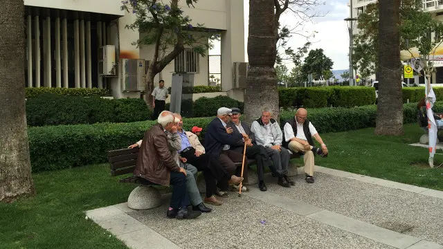 Кўплаб ўзбекистонликлар турк оилаларида энага ёки қарияларга қаровчи бўлиб ишлашлари айтилади