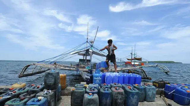 Ngư dân Philippines tại Bãi Scarborough