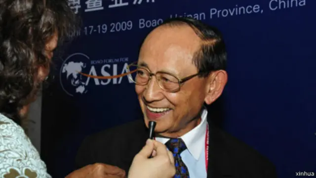 拉莫斯在1992到1998年擔任總統期間同中國建立了密切的關係