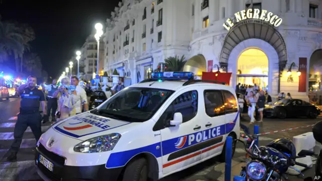 हमला तब हुआ जब बासटील डे का जश्न जारी था.