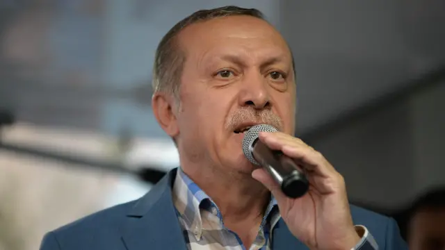 ویلفیئر کے جسد پر جواں سال عبداللہ گل اور رجب طیب اردوغان وغیرہ نے جسٹس اینڈ ڈویلپمنٹ پارٹی اٹھائی