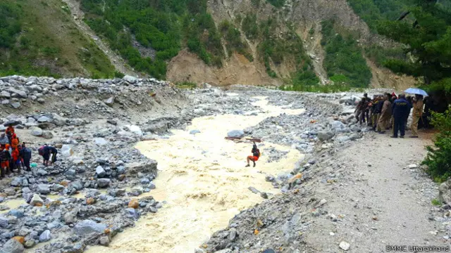 बाढ़ से बचाव