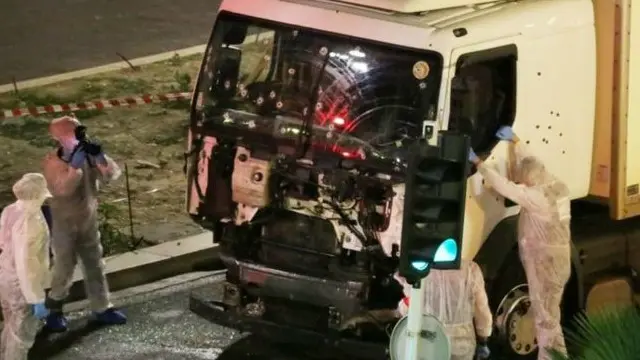 Мохамеда Лауеєж-Булеля застрілили поліцейські, коли його вантажівку вдалося зупинити