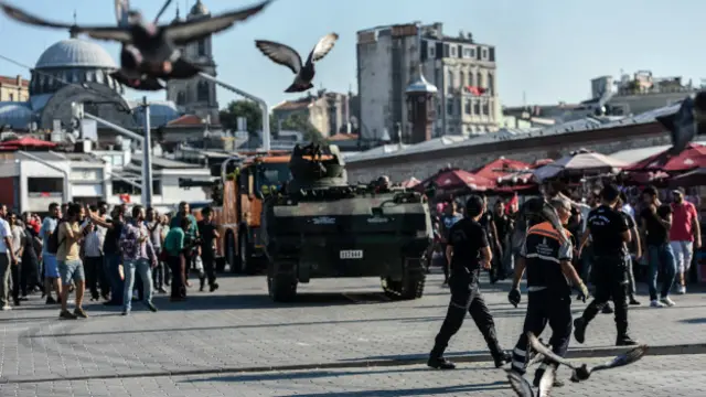  ترکیه پس از کودتا در مجموع وارد روندها و نوسان‌های پرابهام‌تری شده که کمتر در حال حاضر قابل پیش‌بینی‌‌اند.