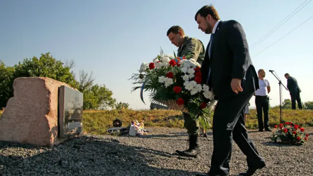 顿涅茨克赫拉博韦村举行MH17空难官方悼念仪式（17/7/2016）