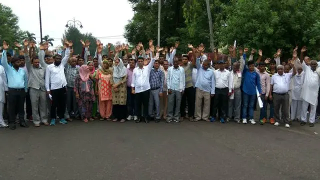 په روهتاک ښار کې لاریونانو له حکومته د تېري کونکو د نیولو غوښتنه کړې