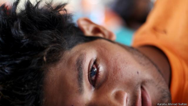 कश्मीर में छर्रों से आंखों को नुक़सान
