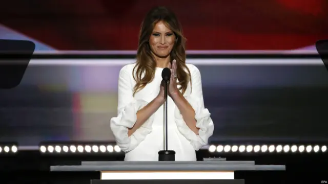 Bài phát biểu của bà Melania Trump bị cáo buộc đạo văn bài phát biểu năm 2008 của đệ nhất phu nhân Michelle Obama