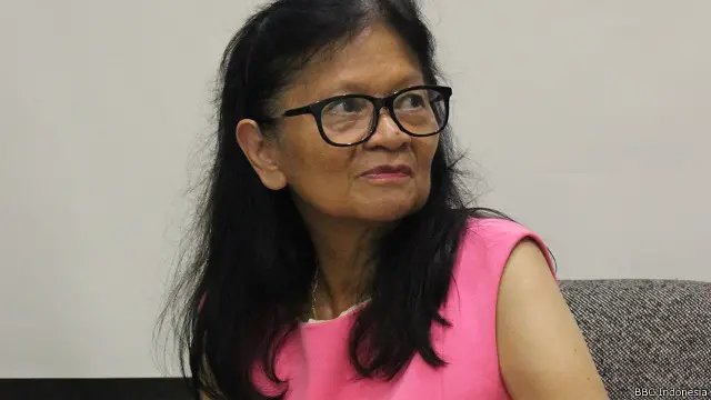 Ade Setiowibowo dari Ikatan Pelatihan dan Pengajar Balet Indonesia berpendapat banyak orang tua belum percaya anaknya bisa hidup dari balet.