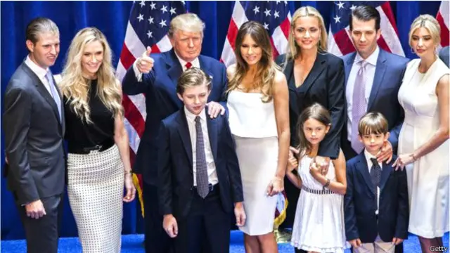Gia đình Trump trong một buổi vận động