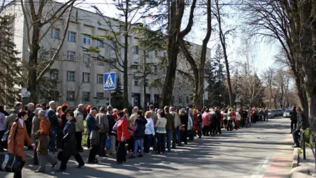 为了获得文件审批,要做好排长队的准备。(图片来源:Getty Images)