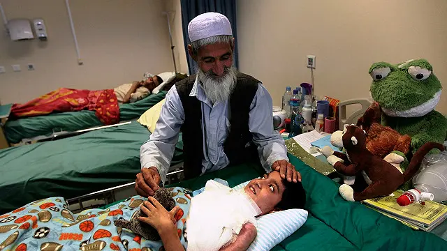 روغتیا وزارت کوچیانو ته د روغتيايي خدمتونو د رسولو لپاره د ۱۵ روغتيايي ډلو د جوړولو خبره هم وکړه.