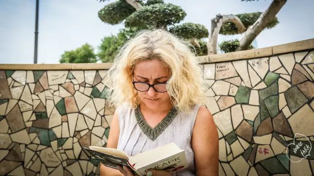 Nigar Köçərli təəsüf edir ki, Sovet dövründəki ədəbiyyat təbliğatına baxmayaraq, Azərbaycanda kitab almaq ənənəsi zəifdir.