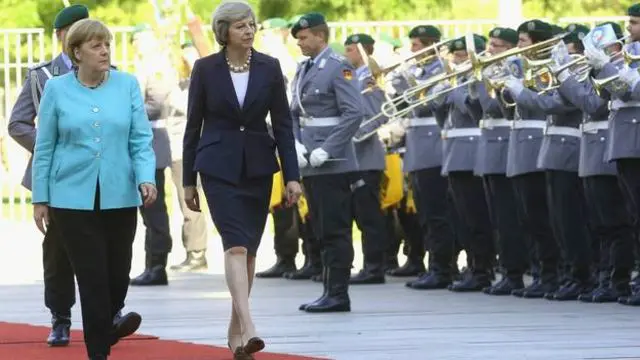 Về đối ngoại, bà Merkel cũng sẽ phải xử lý các vấn đề sau khi nước Anh bỏ phiếu Brexit - đòi rời khỏi EU.