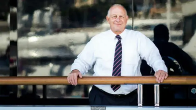 如今已经59岁的贝克特仍在世界各地旅行，但他已经成为Burgess的首席执行官，这是一家专门向世界各地的富豪出售豪华游艇的经纪公司。(图片来源：Burgess)